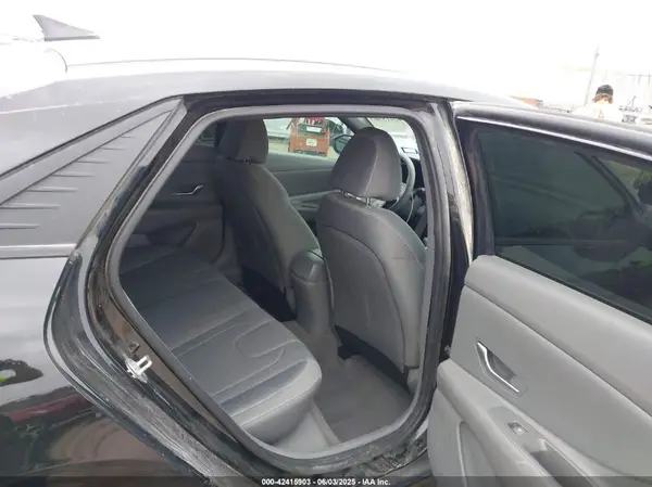 5NPLM4AG5PH101133 2023 HYUNDAI ELANTRA - Image 8
