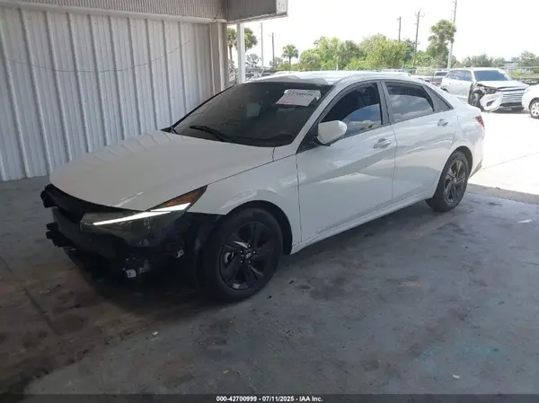 5NPLM4AG5PH102668 2023 HYUNDAI ELANTRA - Image 2