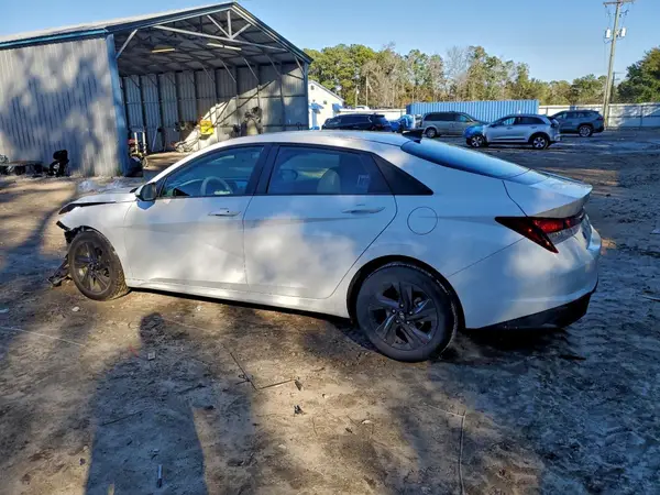 5NPLM4AG5PH102850 2023 HYUNDAI ELANTRA - Image 2