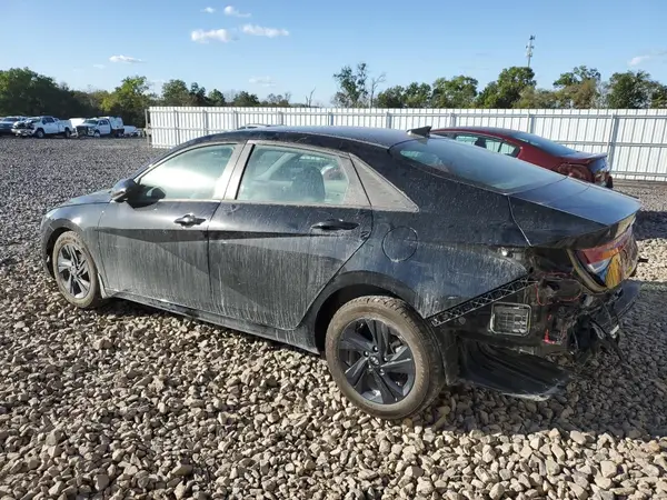5NPLM4AG5PH107353 2023 HYUNDAI ELANTRA - Image 2