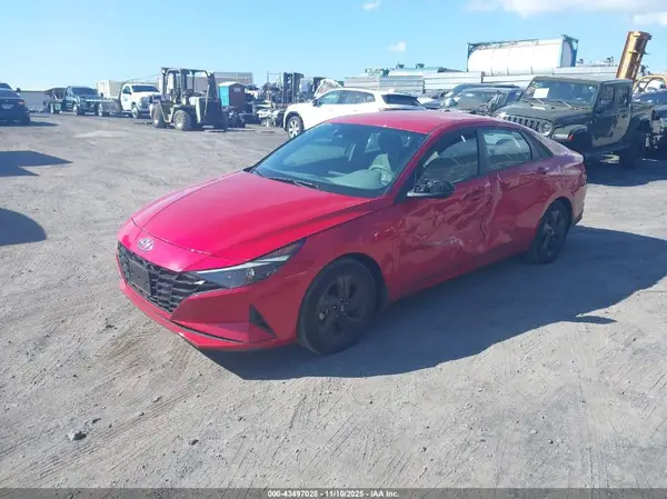 5NPLM4AG5PH110205 2023 HYUNDAI ELANTRA - Image 2