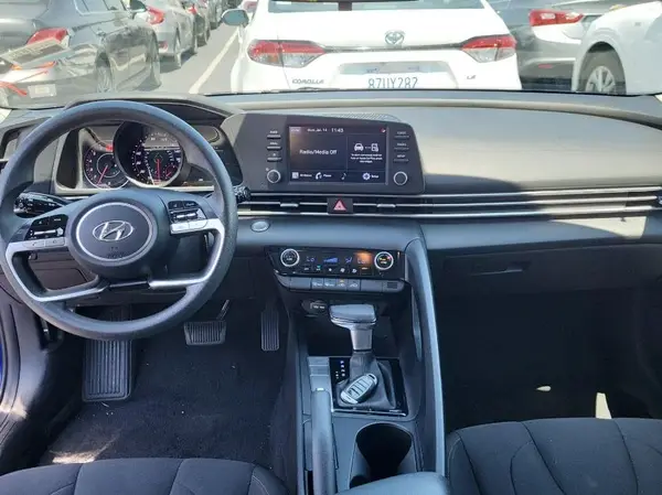 5NPLM4AG5PH110740 2023 HYUNDAI ELANTRA - Image 2