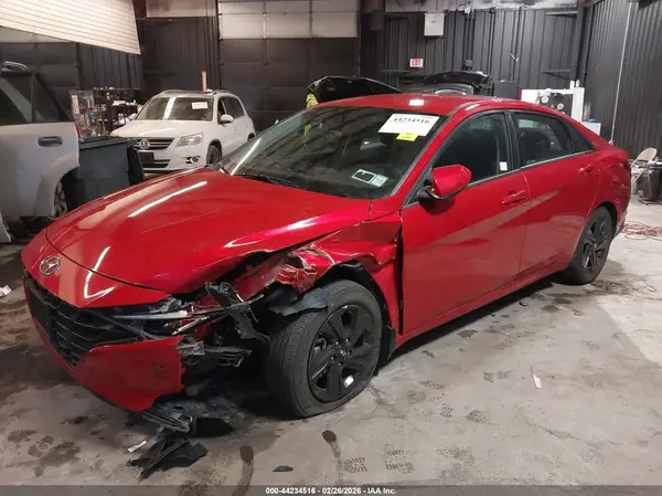 5NPLM4AG5PH110866 2023 HYUNDAI ELANTRA - Image 2