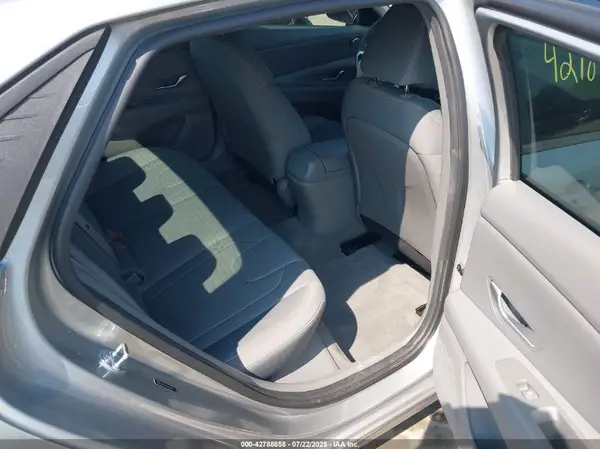 5NPLM4AG5PH113928 2023 HYUNDAI ELANTRA - Image 8