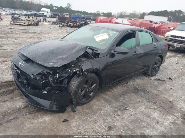 5NPLM4AG5PH114092 2023 HYUNDAI ELANTRA - Image 2