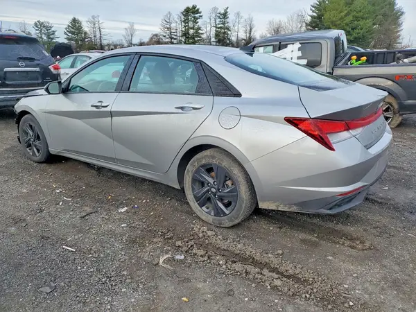 5NPLM4AG5PH114139 2023 HYUNDAI ELANTRA - Image 2