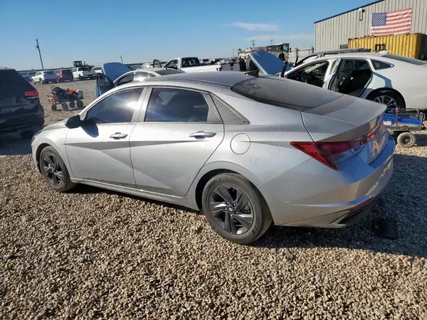 5NPLM4AG5PH119065 2023 HYUNDAI ELANTRA - Image 2