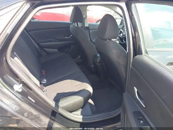 5NPLM4AG6MH000808 2021 HYUNDAI ELANTRA - Image 8