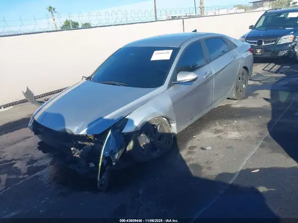 5NPLM4AG6MH001585 2021 HYUNDAI ELANTRA - Image 2
