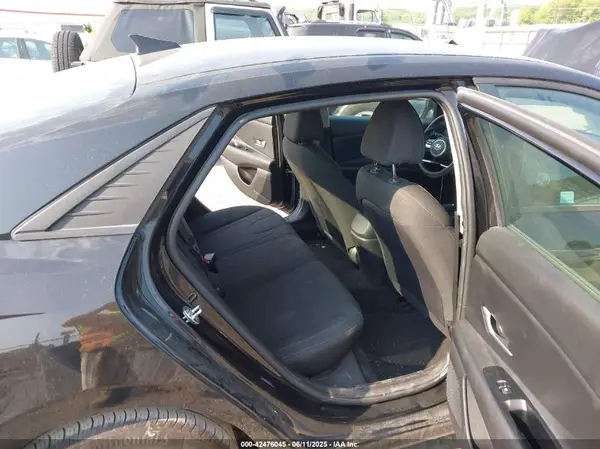5NPLM4AG6MH007113 2021 HYUNDAI ELANTRA - Image 8