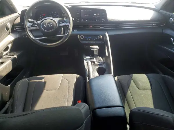 5NPLM4AG6MH010898 2021 HYUNDAI ELANTRA - Image 8