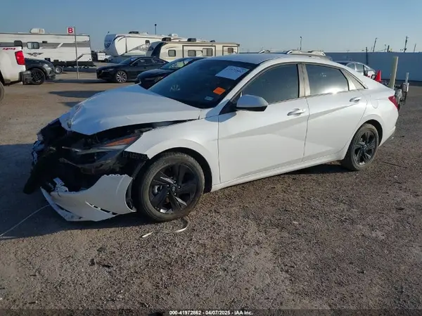 5NPLM4AG6MH019648 2021 HYUNDAI ELANTRA - Image 2
