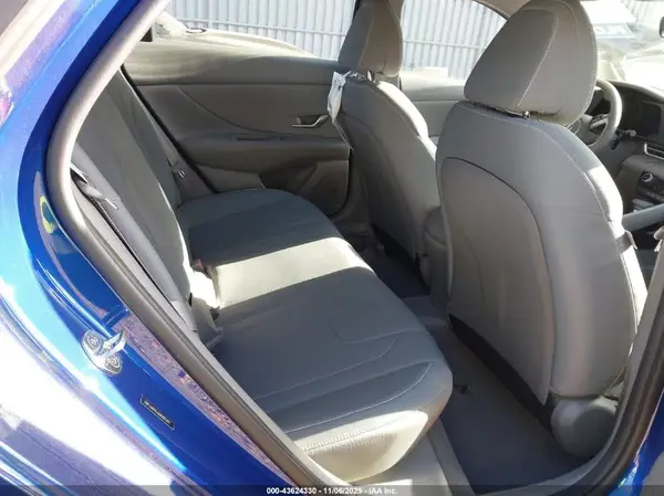 5NPLM4AG6MH023697 2021 HYUNDAI ELANTRA - Image 8