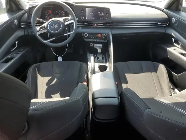 5NPLM4AG6MH032304 2021 HYUNDAI ELANTRA - Image 8
