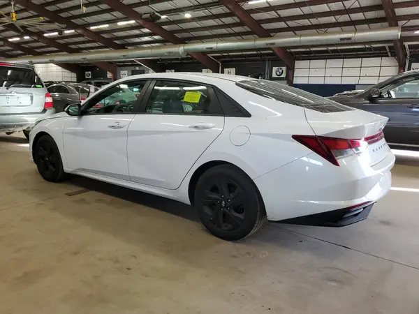 5NPLM4AG6MH033162 2021 HYUNDAI ELANTRA - Image 2