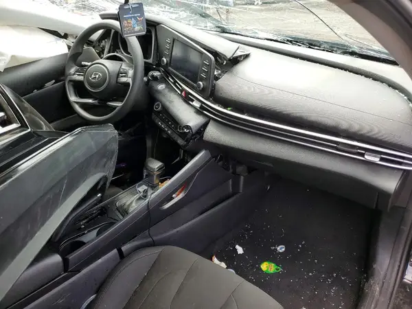 5NPLM4AG6MH037700 2021 HYUNDAI ELANTRA - Image 8