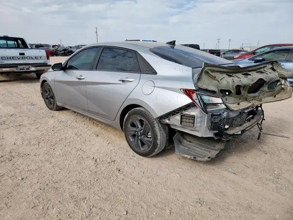 5NPLM4AG6MH039320 2021 HYUNDAI ELANTRA - Image 2