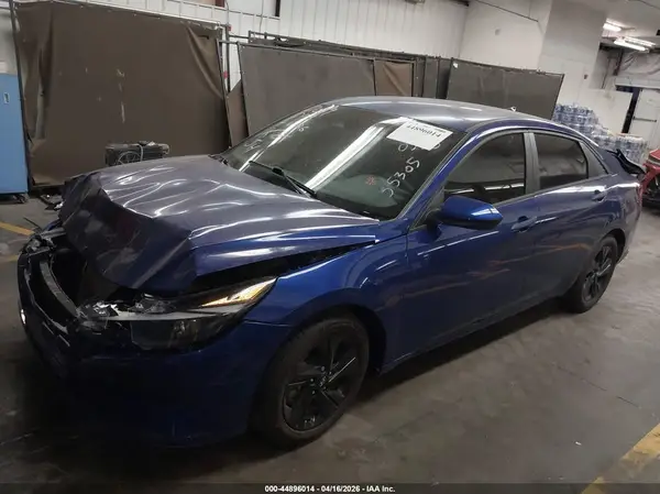 5NPLM4AG6MH040550 2021 HYUNDAI ELANTRA - Image 2
