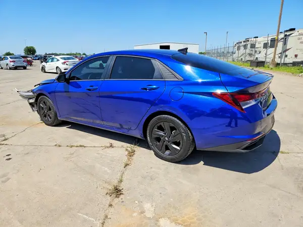 5NPLM4AG6MH046655 2021 HYUNDAI ELANTRA - Image 2