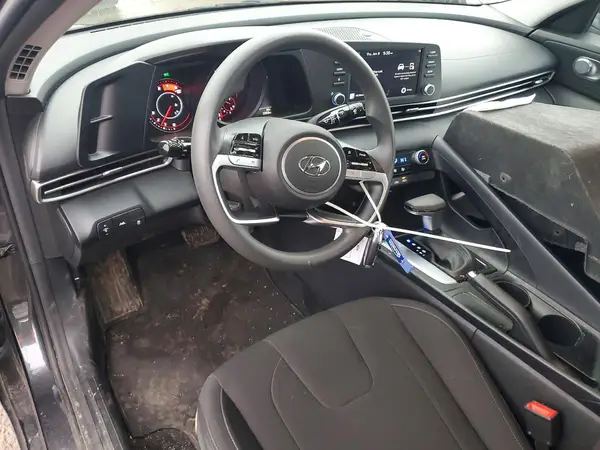 5NPLM4AG6MH048051 2021 HYUNDAI ELANTRA - Image 8