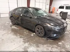 5NPLM4AG6MH048213 2021 HYUNDAI ELANTRA