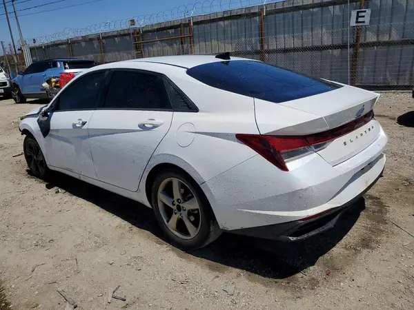 5NPLM4AG6MH051290 2021 HYUNDAI ELANTRA - Image 2