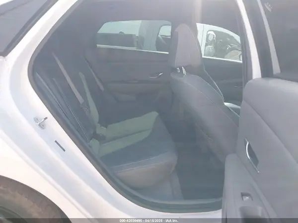 5NPLM4AG6MH052410 2021 HYUNDAI ELANTRA - Image 8