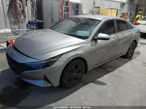 5NPLM4AG6NH062680 2022 HYUNDAI ELANTRA - Image 2