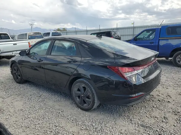 5NPLM4AG6NH063392 2022 HYUNDAI ELANTRA - Image 2