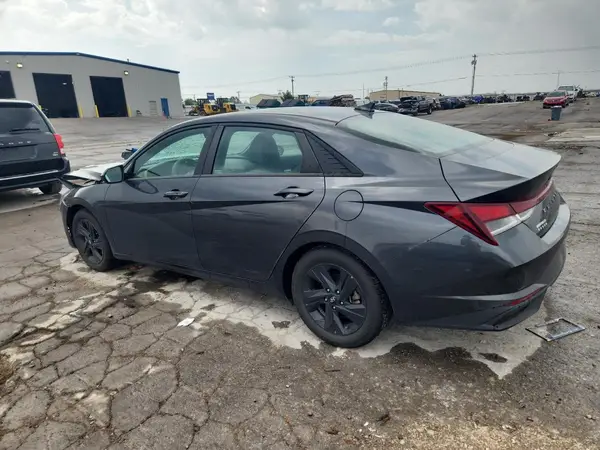 5NPLM4AG6NH064512 2022 HYUNDAI ELANTRA - Image 2
