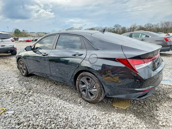 5NPLM4AG6NH065773 2022 HYUNDAI ELANTRA - Image 2