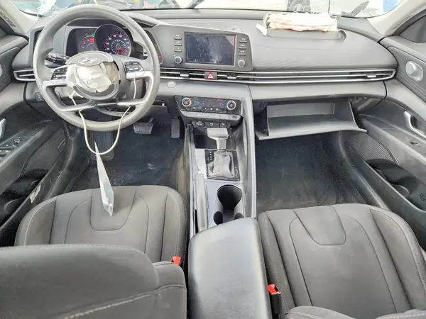 5NPLM4AG6NH067006 2022 HYUNDAI ELANTRA - Image 8