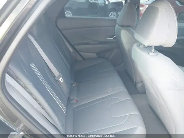 5NPLM4AG6NH070858 2022 HYUNDAI ELANTRA - Image 8