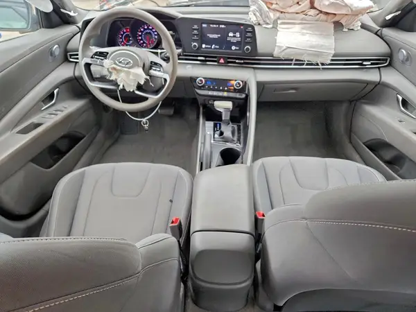 5NPLM4AG6NH070861 2022 HYUNDAI ELANTRA - Image 8