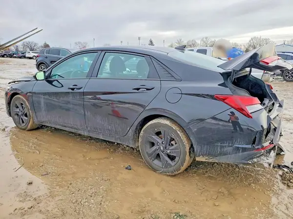 5NPLM4AG6NH075736 2022 HYUNDAI ELANTRA - Image 2