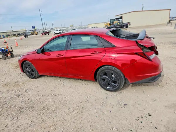 5NPLM4AG6NH080161 2022 HYUNDAI ELANTRA - Image 2
