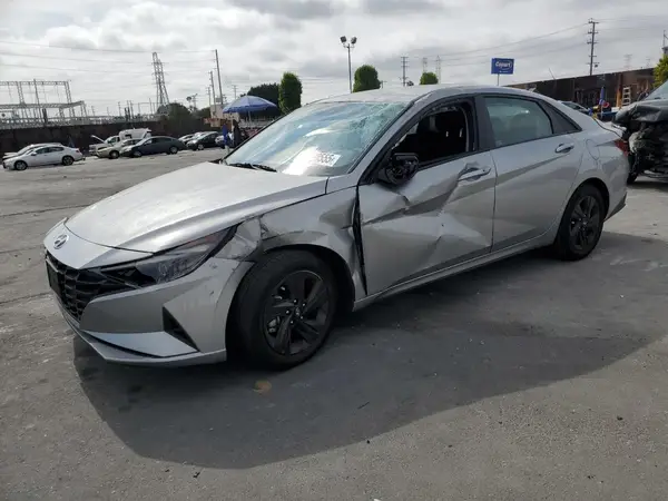 5NPLM4AG6NH081245 2022 HYUNDAI ELANTRA - Image 1