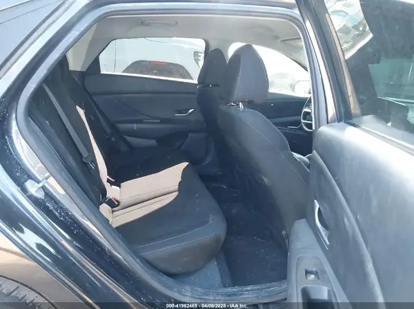 5NPLM4AG6NH082041 2022 HYUNDAI ELANTRA - Image 8