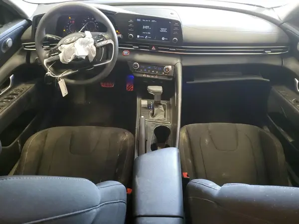 5NPLM4AG6NH083688 2022 HYUNDAI ELANTRA - Image 8