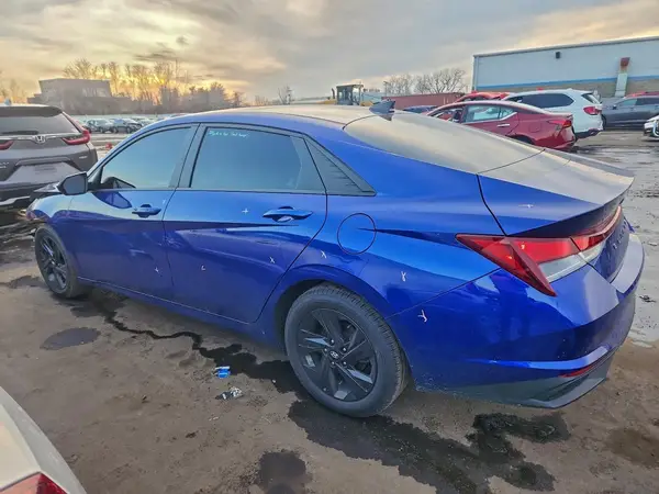 5NPLM4AG6NH085991 2022 HYUNDAI ELANTRA - Image 2