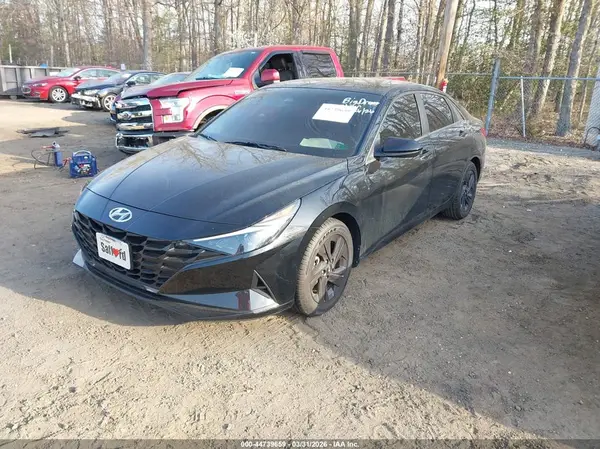 5NPLM4AG6NH086056 2022 HYUNDAI ELANTRA - Image 2