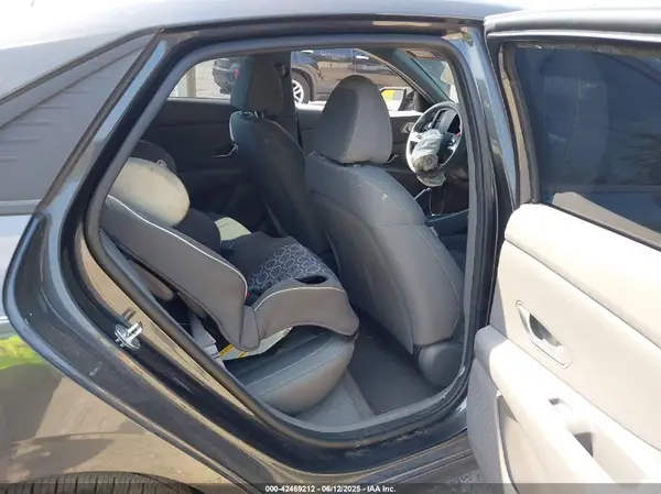 5NPLM4AG6PH094225 2023 HYUNDAI ELANTRA - Image 8