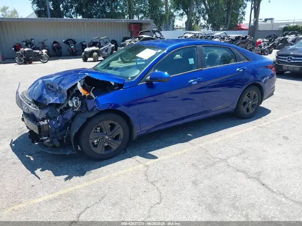 5NPLM4AG6PH094905 2023 HYUNDAI ELANTRA - Image 2