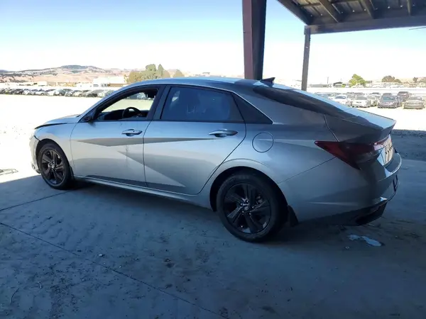 5NPLM4AG6PH095018 2023 HYUNDAI ELANTRA - Image 2