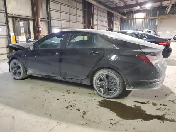 5NPLM4AG6PH100105 2023 HYUNDAI ELANTRA - Image 2