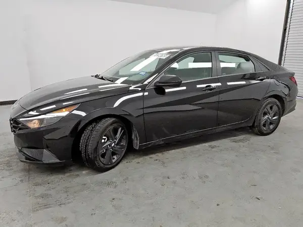 5NPLM4AG6PH103733 2023 HYUNDAI ELANTRA - Image 1