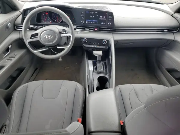 5NPLM4AG6PH104882 2023 HYUNDAI ELANTRA - Image 8