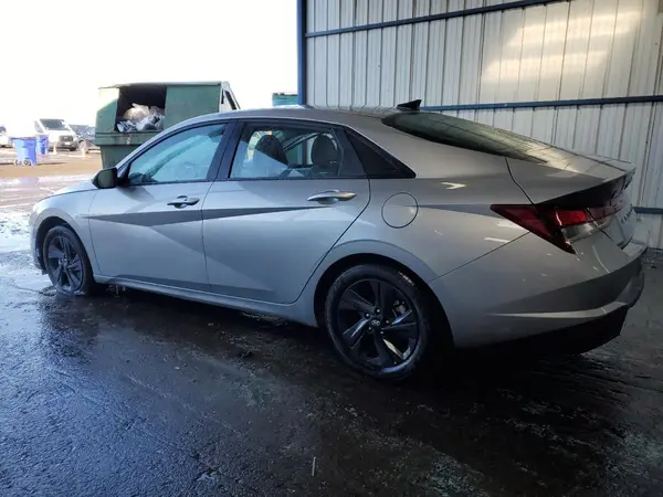 5NPLM4AG6PH104929 2023 HYUNDAI ELANTRA - Image 2