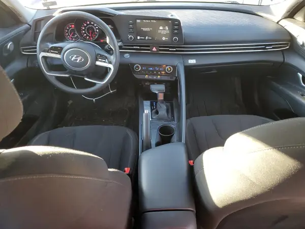 5NPLM4AG7MH001529 2021 HYUNDAI ELANTRA - Image 8