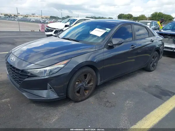 5NPLM4AG7MH002485 2021 HYUNDAI ELANTRA - Image 2